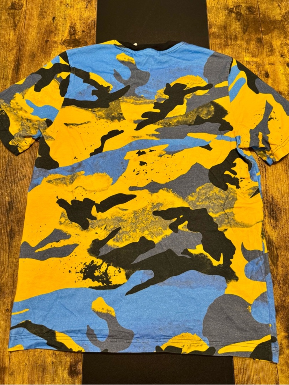 Adidas Originals Camo Graphic Tee Mens M Yellow Blue Trefoil Shirt - Picture 2 of 7